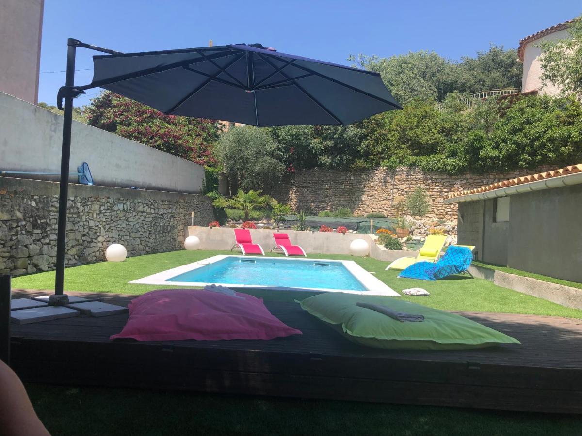 Villa Calme Avec Piscine Privee Nîmes Kültér fotó